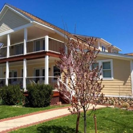 Ahoy Inn Guesthouse Put-in-Bay Exterior foto
