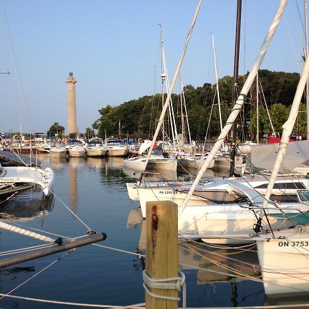 Ahoy Inn Guesthouse Put-in-Bay Exterior foto